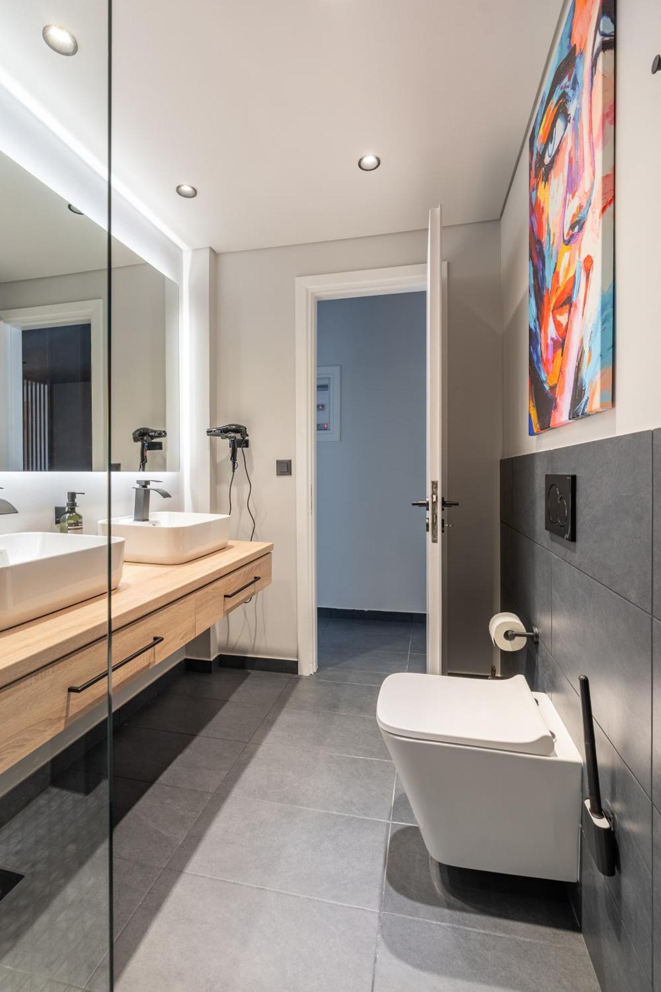 Athena Blue Lux Apartments 2Br 2Ba With City Skyline View, Near Kolonaki 雅典 外观 照片