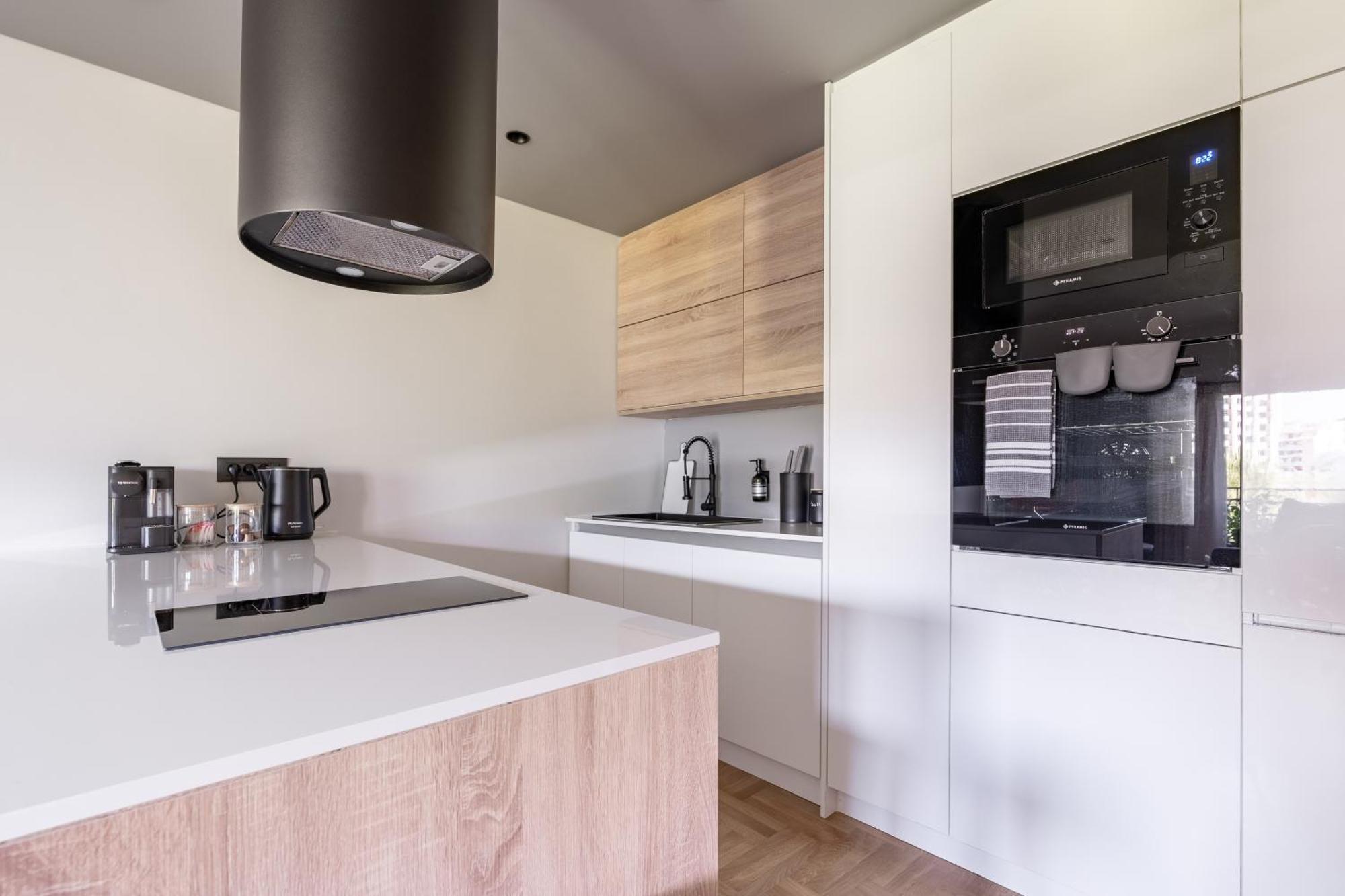 Athena Blue Lux Apartments 2Br 2Ba With City Skyline View, Near Kolonaki 雅典 外观 照片